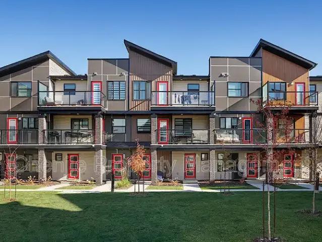 Townhouse for rent in Wedgewood, Alberta