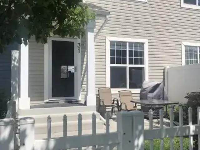 Townhouse for rent in Wedgewood, Alberta