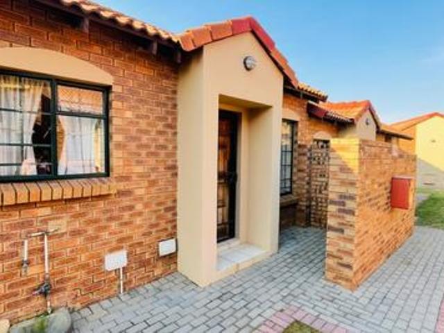 Townhouse for rent in Centurion, Gauteng