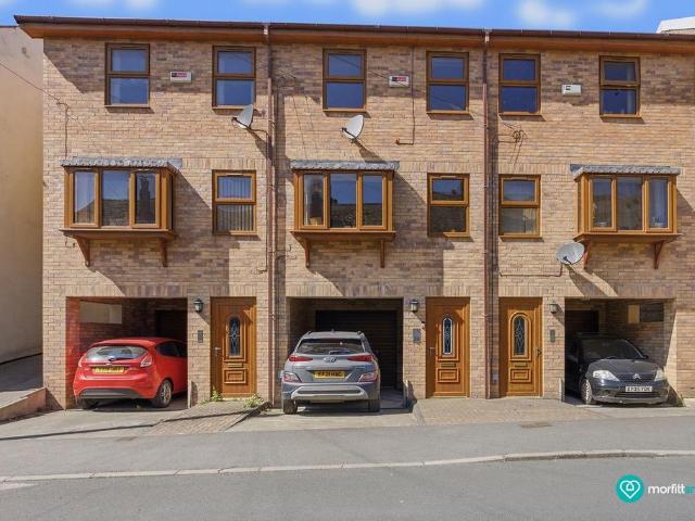 House for sale in Hillsborough, South Yorkshire