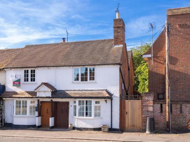 House for sale in Alderminster, Warwickshire