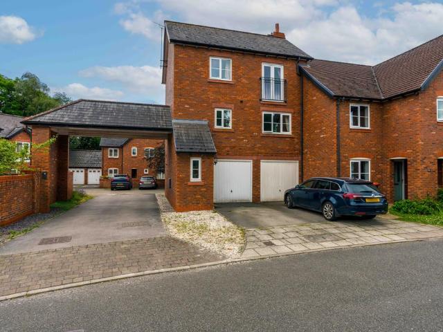 House for sale in Upton-by-Chester, Two Mills