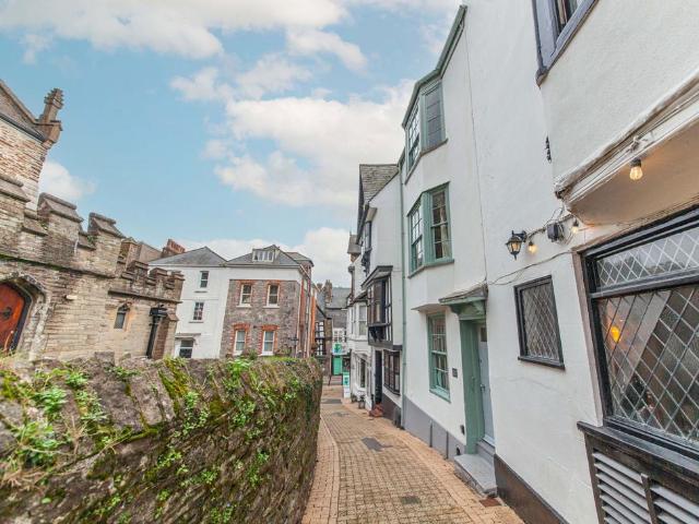 House for sale in Strode, Devon