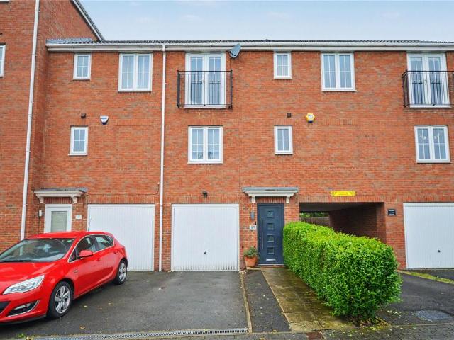 House for sale in Thorpe, West Yorkshire