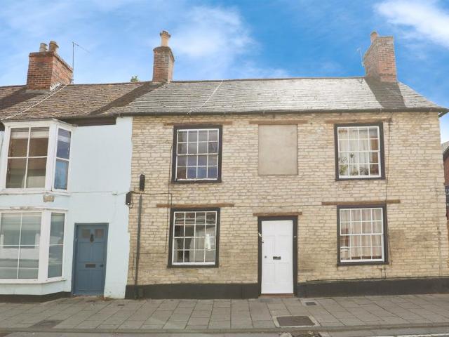House for sale in Evershot, Oxfordshire