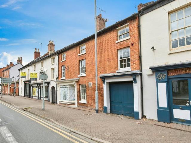 House for sale in Beamhurst, Staffordshire