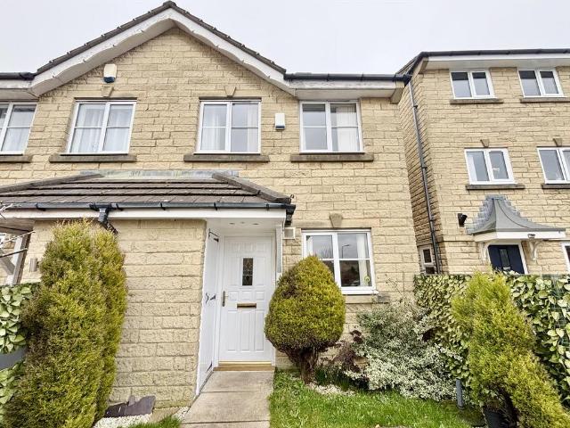 House for sale in Westwood Park, West Yorkshire