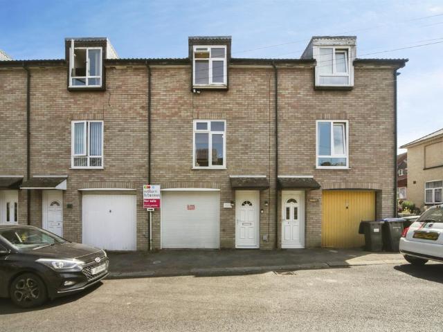 House for sale in Bedingfield, Suffolk
