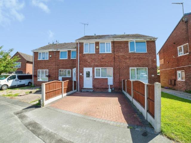 House for sale in Elmton, East Midlands