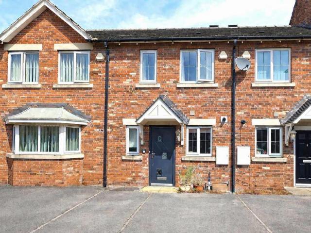 House for sale in Featherstone, North Featherstone