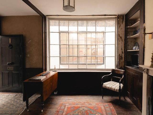 House for sale in Seven Dials, Cat Hill