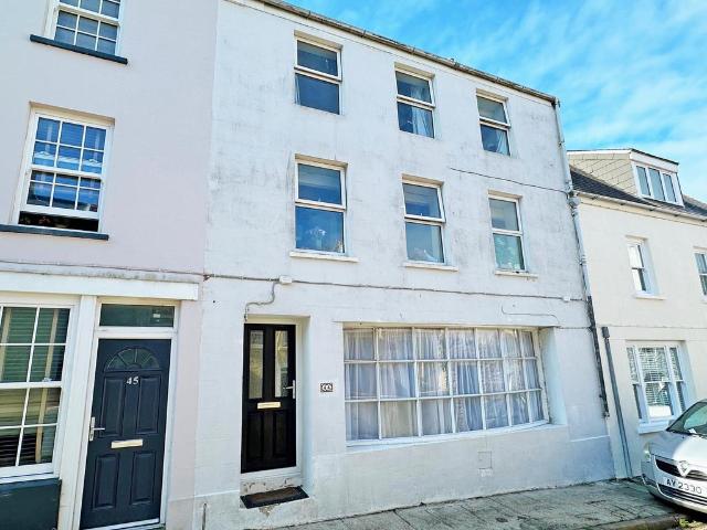 House for sale in Alderney