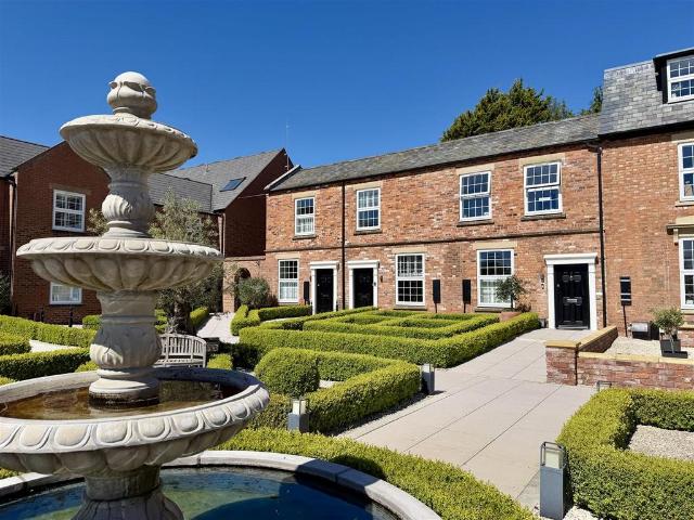 House for sale in Alderminster, Warwickshire