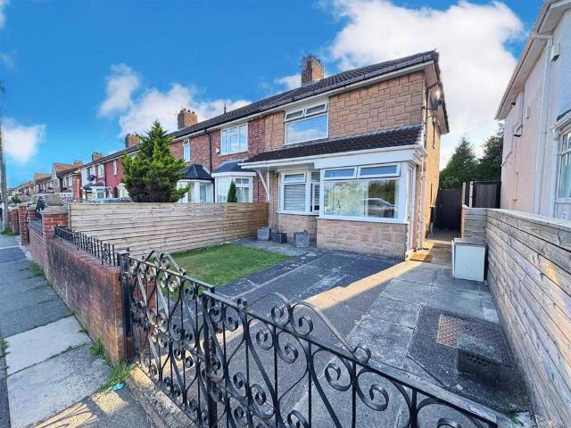 House for sale in Calderstones