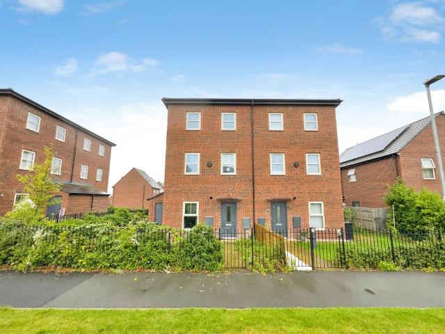 House for sale in West Yorkshire