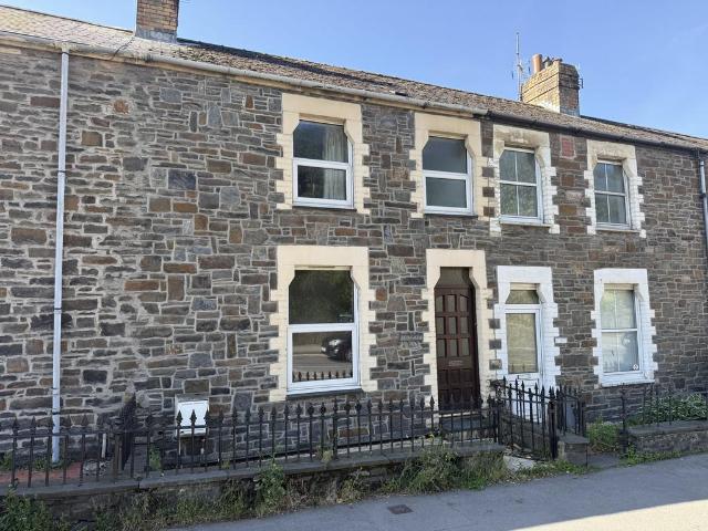 House for sale in Waun Fawr, Wales