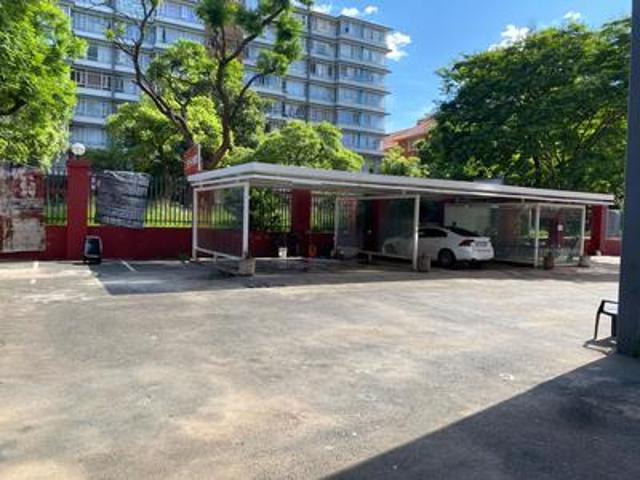 Townhouse for sale in Waterkloof, Gauteng