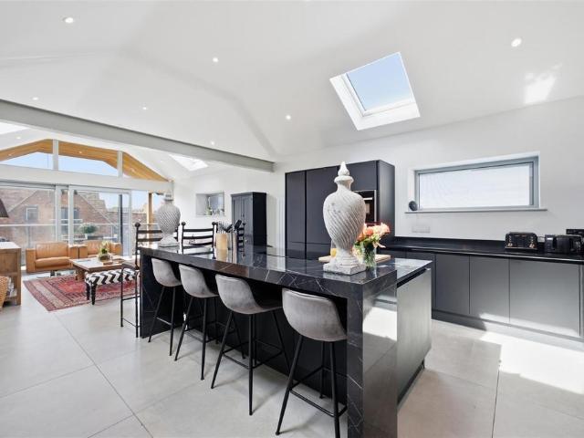 House for sale in Frankwell