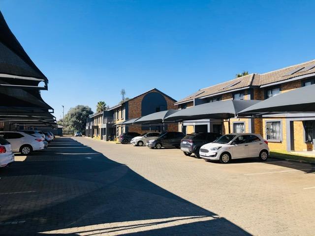 Townhouse for sale in Ekurhuleni, Gauteng