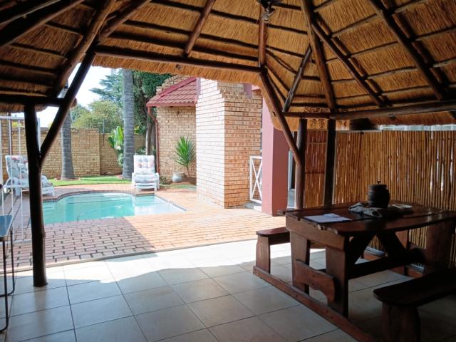 Townhouse for sale in Ekurhuleni, Gauteng