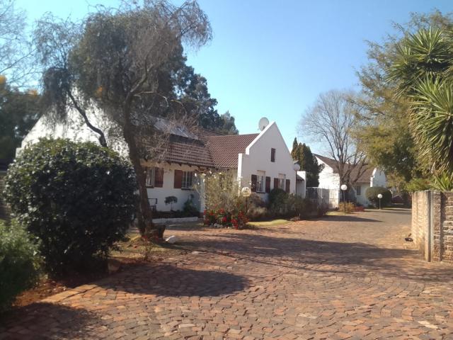 Townhouse for sale in Ekurhuleni, Gauteng