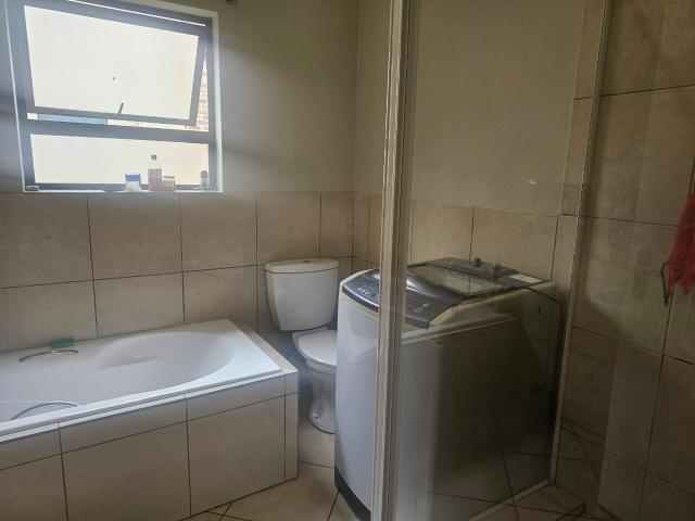 Townhouse for sale in Ekurhuleni, Gauteng