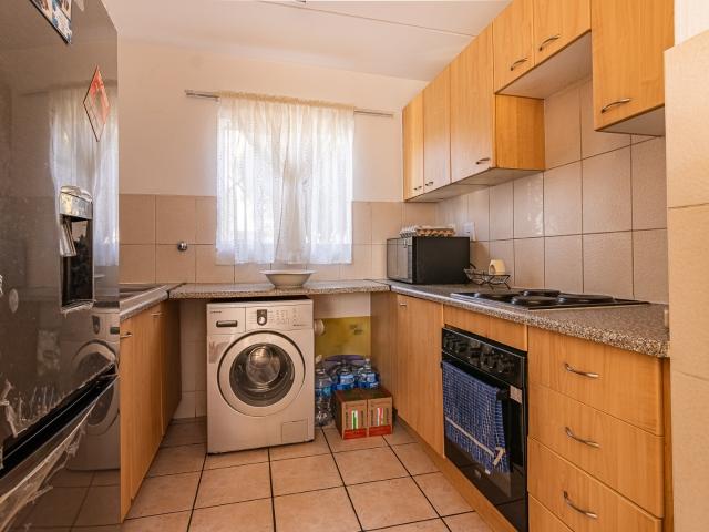 Townhouse for sale in Nooitgedacht, Gauteng