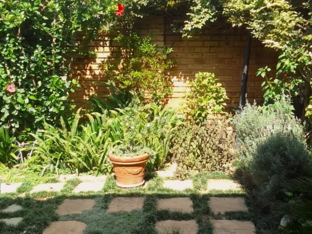 Townhouse for sale in Nooitgedacht, Gauteng
