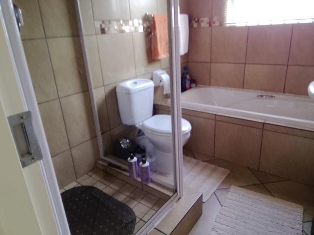 Townhouse for sale in Ekurhuleni, Gauteng