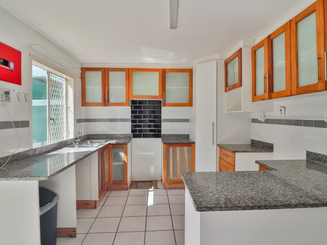Townhouse for sale in Pinetown, Kwazulu-natal