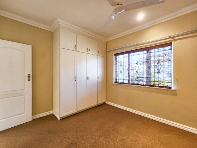 Townhouse for sale in Durban North, Kwazulu-natal