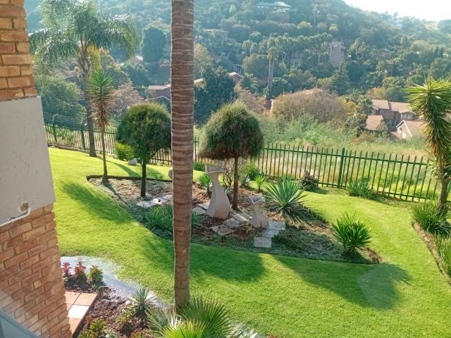 Townhouse for sale in Vosloorus, Gauteng