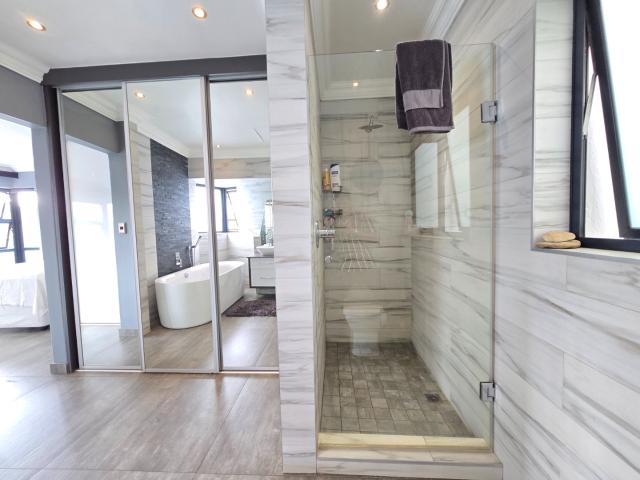 Townhouse for sale in Vosloorus, Gauteng