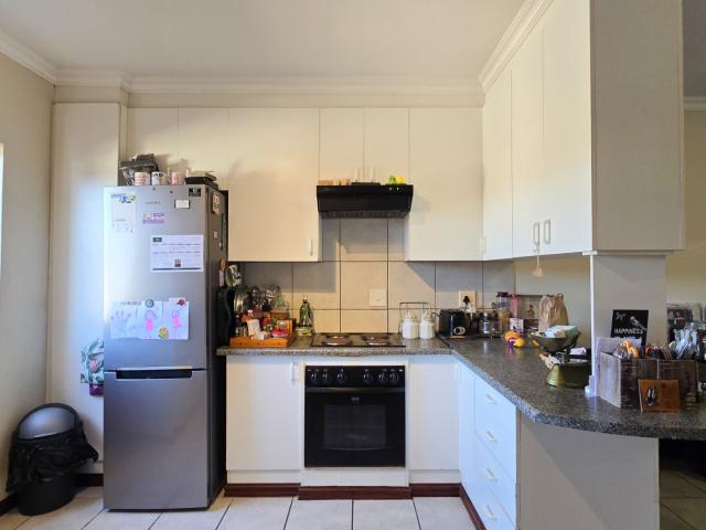 Townhouse for sale in East London, Eastern Cape