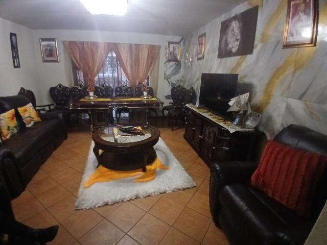 Townhouse for sale in Ekurhuleni, Gauteng