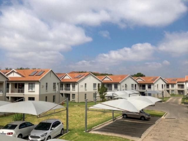 Townhouse for sale in Ekurhuleni, Gauteng
