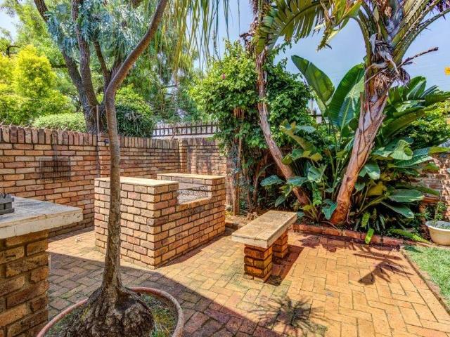Townhouse for sale in Ekurhuleni, Gauteng