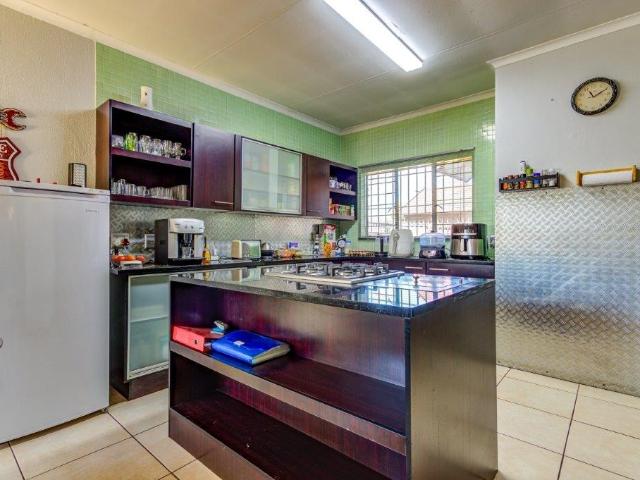 Townhouse for sale in Ekurhuleni, Gauteng