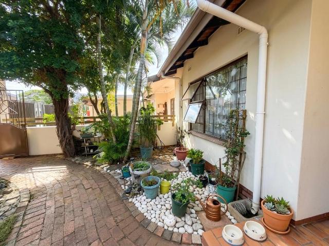 Townhouse for sale in Seaview, Kwazulu-natal