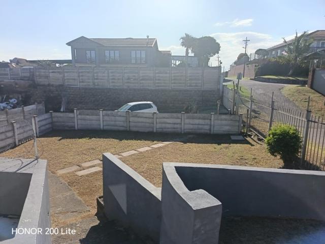 Townhouse for sale in Seaview, Kwazulu-natal