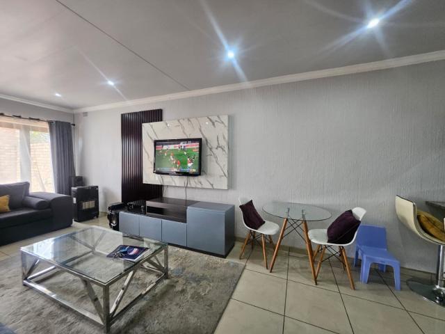 Townhouse for sale in Ekurhuleni, Gauteng