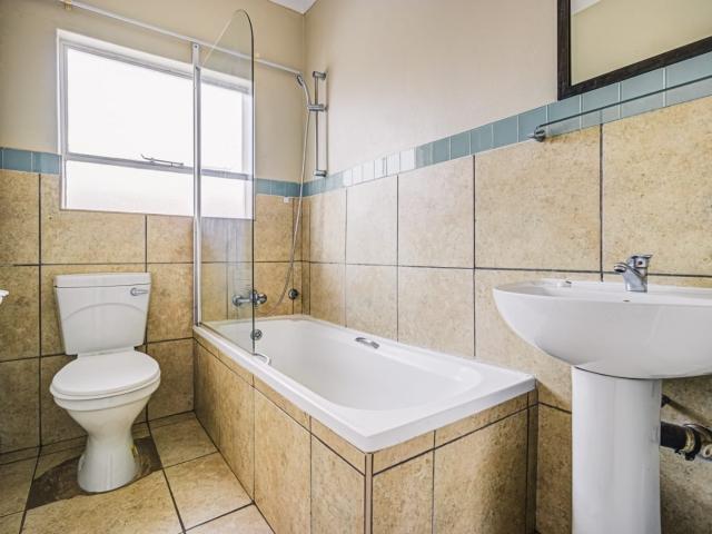 Townhouse for sale in Ekurhuleni, Gauteng