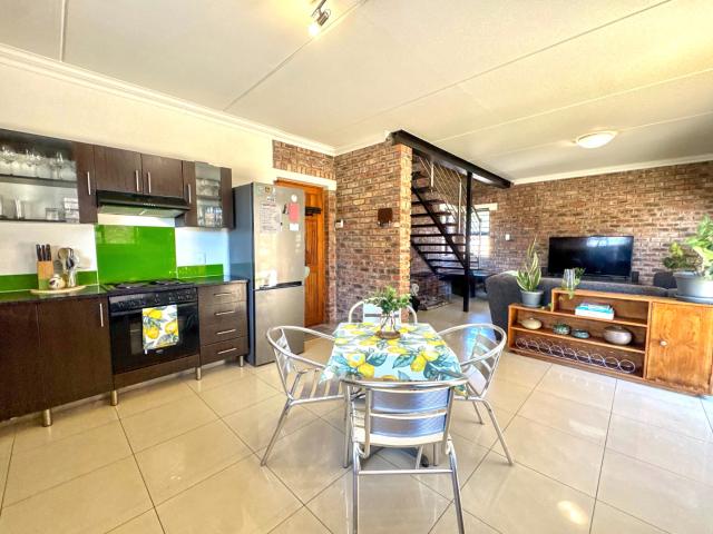 Townhouse for sale in Port Elizabeth, Eastern Cape