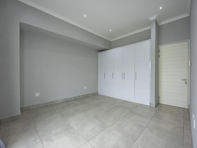 Townhouse for sale in Waterkloof, Gauteng