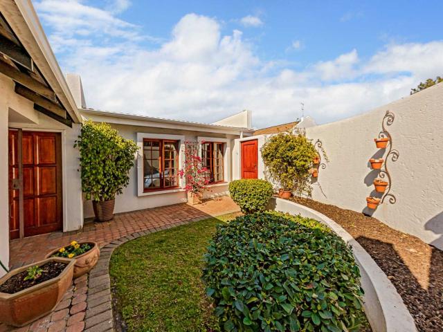 Townhouse for sale in Randburg, Gauteng