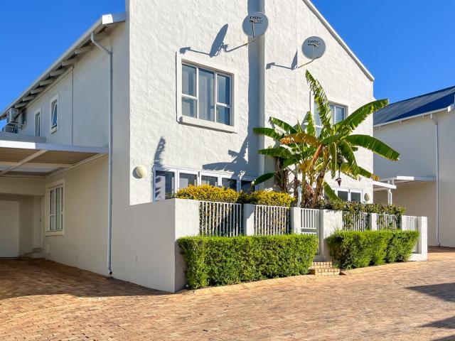 Townhouse for sale in Randburg, Gauteng