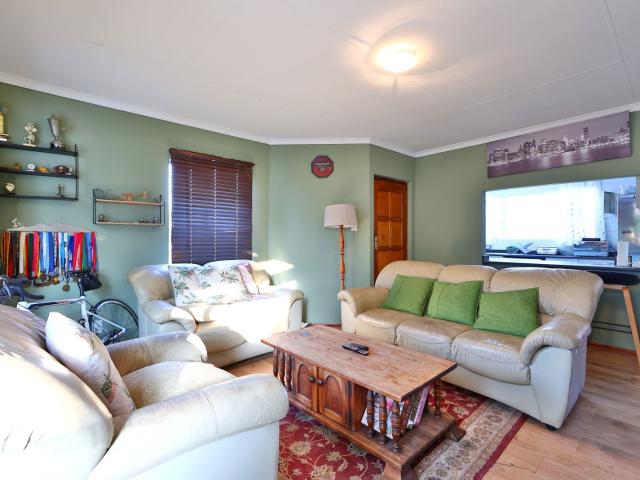 Townhouse for sale in Alexandra, Gauteng