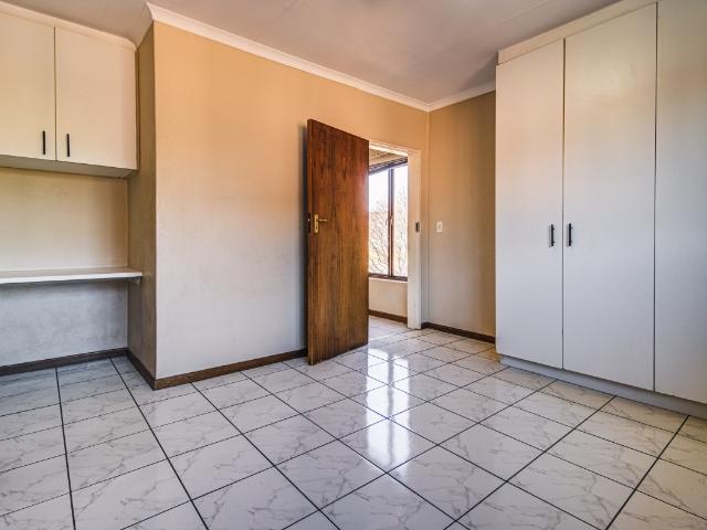 Townhouse for sale in Ekurhuleni, Gauteng
