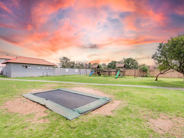 Townhouse for sale in Ekurhuleni, Gauteng