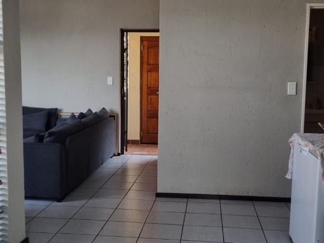 Townhouse for sale in Nooitgedacht, Gauteng
